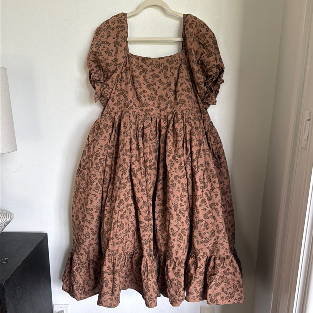 Ivy City Co Brown Floral Midi Dress
